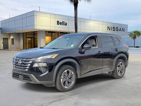 Used 2025 Nissan Rogue SV FWD image 1