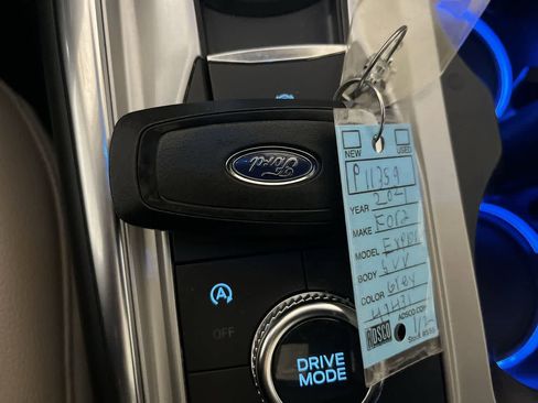 Used 2021 Ford Explorer Limited w/ Equipment Group 301A image 24