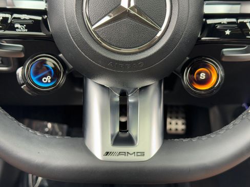 Used 2024 Mercedes-Benz GLB 35 AMG 4MATIC image 26