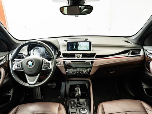 Used 2021 BMW X1 sDrive28i w/ Premium Package FWD image 4