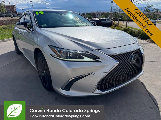 Used 2019 Lexus ES 300h FWD 360° Tour