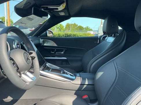 New 2026 Mercedes-Benz SL 63 AMG 4MATIC image 11