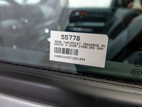 New 2026 Chevrolet Traverse RS w/ LPO, Floor Liner Package image 28