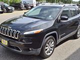 Used 2018 Jeep Cherokee Limited image 4