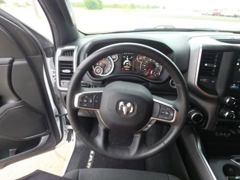 Used 2024 RAM 1500 Big Horn AWD/4WD image 26