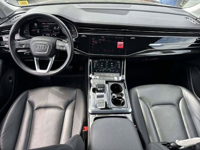 Used 2023 Audi Q7 3.0T Premium Plus w/ Premium Plus Package AWD/4WD image 16