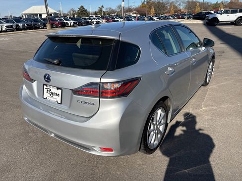 Used 2013 Lexus CT 200h image 3