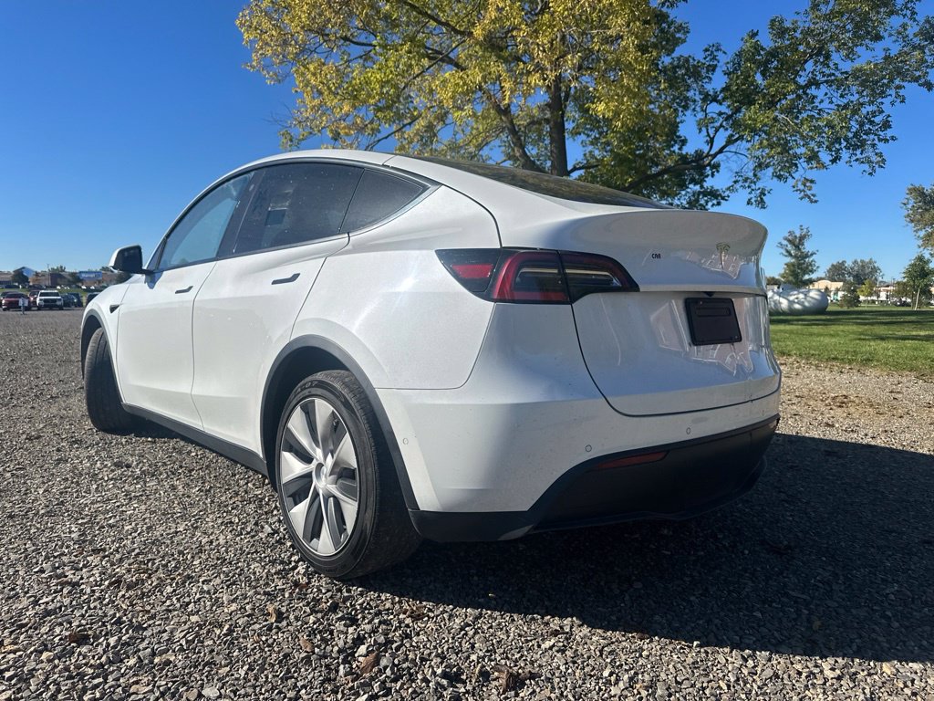 Used 2021 Tesla Model Y Long Range AWD/4WD image 7
