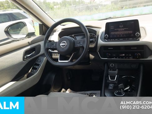 Used 2023 Nissan Rogue SV AWD/4WD image 20