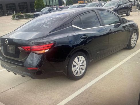 Used 2020 Nissan Sentra S FWD image 4