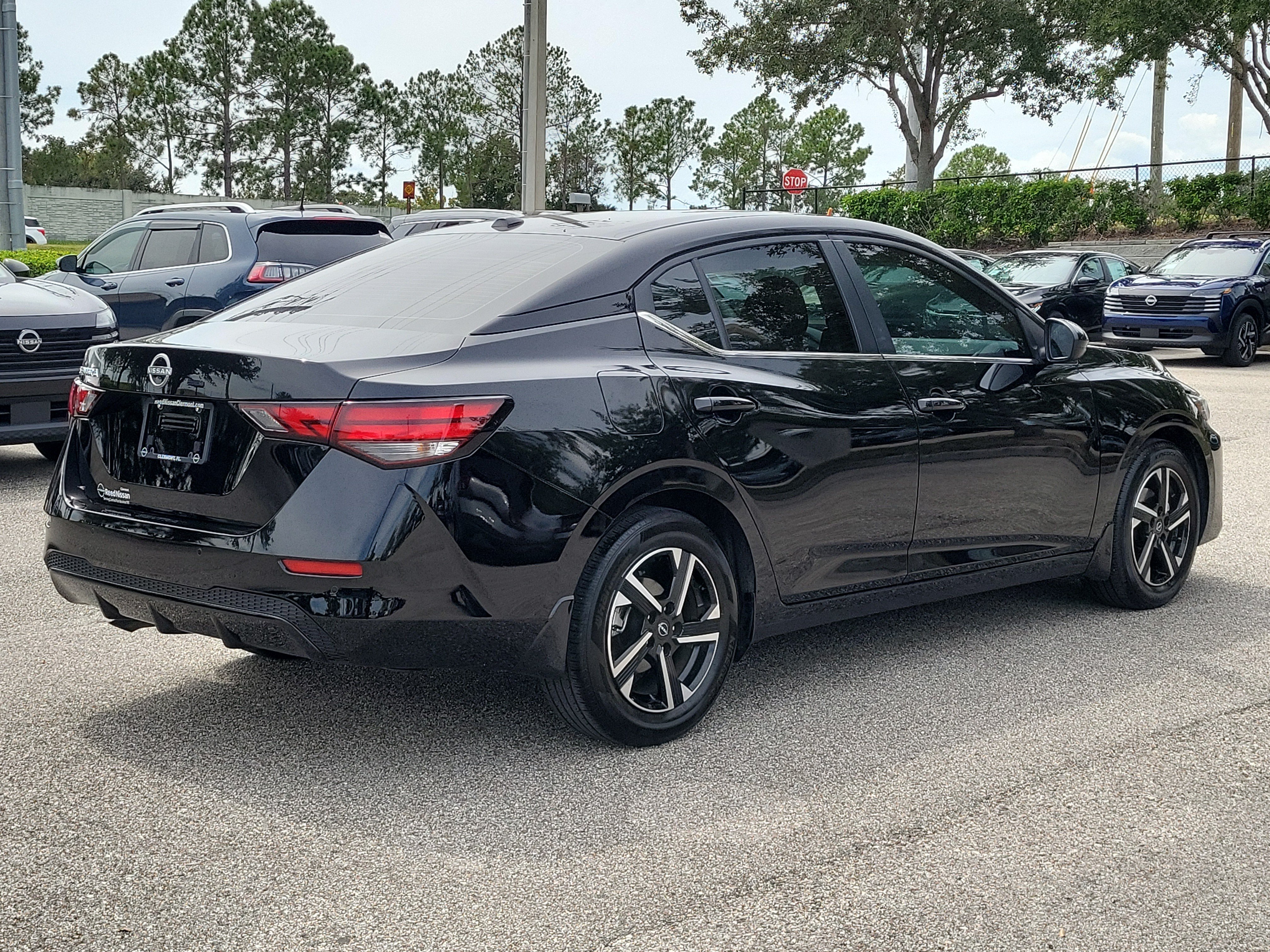 Certified 2025 Nissan Sentra SV w/ All-Weather Package FWD image 6