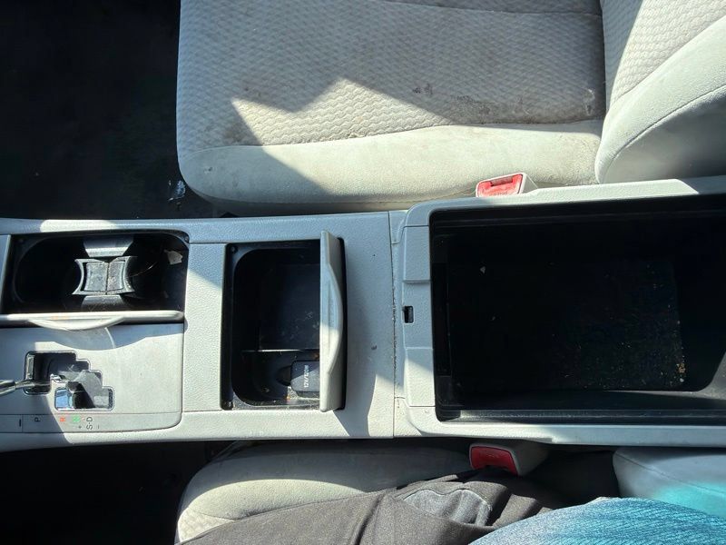 Used 2011 Toyota Camry LE FWD image 15