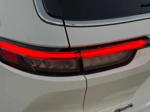 Certified 2021 Jeep Grand Cherokee L Limited image 28