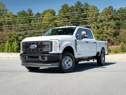 New 2026 Ford F350 XL w/ FX4 Off-Road Package