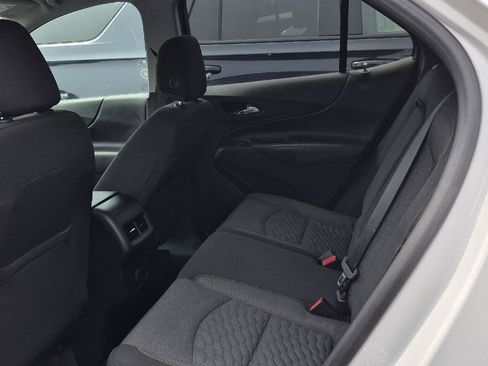 Used 2018 Chevrolet Equinox LT AWD/4WD image 7
