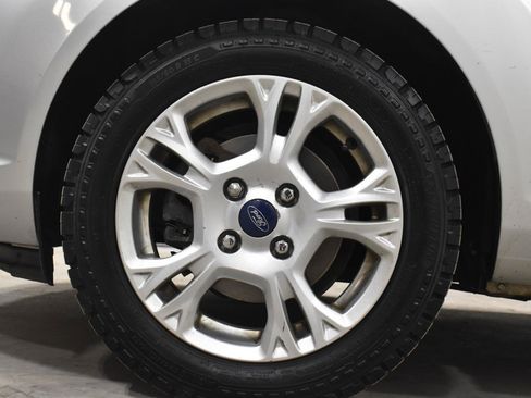 Used 2014 Ford Fiesta SE image 29