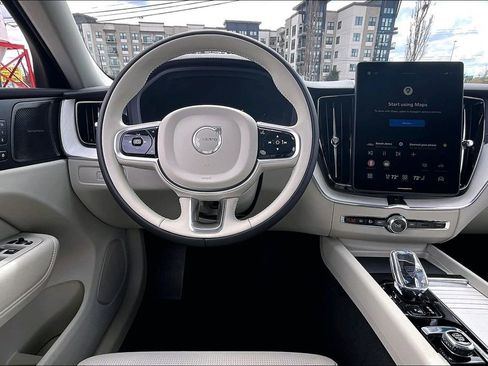 New 2026 Volvo XC60 B5 Ultra w/ Protection Package Premier AWD/4WD image 23