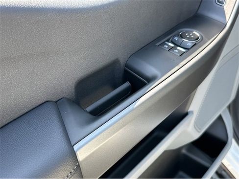 New 2025 Ford F250 XLT image 30