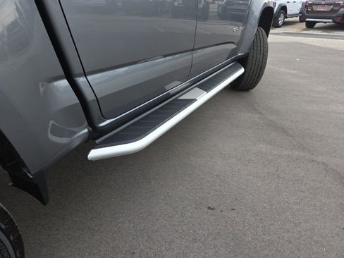 Used 2020 GMC Canyon SLT w/ Driver Alert Package image 7