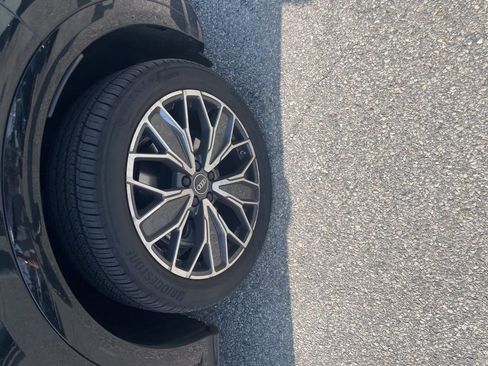 Used 2025 Audi Q5 Premium Plus w/ Premium Plus image 7