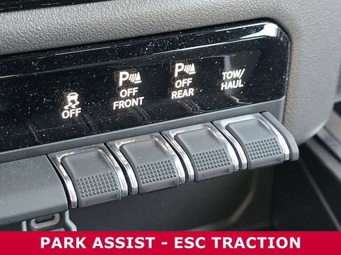 New 2026 RAM 1500 Big Horn w/ Night Edition image 5