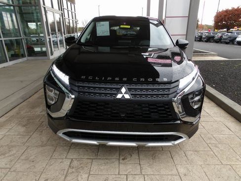 New 2026 Mitsubishi Eclipse Cross SE image 2