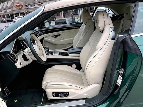 Used 2023 Bentley Continental GT Azure image 23
