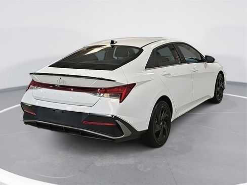 New 2026 Hyundai Elantra SEL Sport image 5