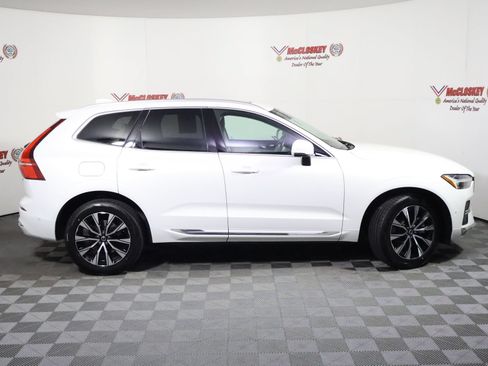 Used 2023 Volvo XC60 B5 Plus AWD/4WD image 3