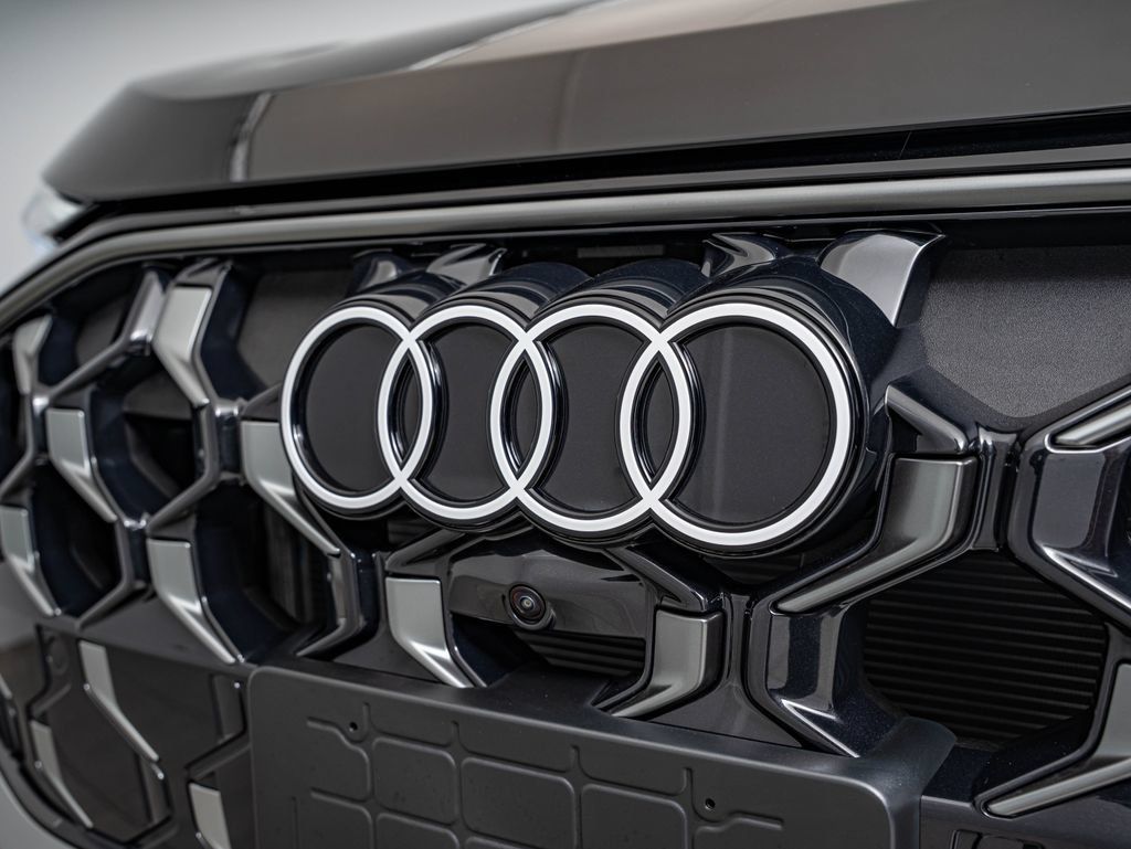 New 2026 Audi Q5 Premium Plus AWD/4WD image 12