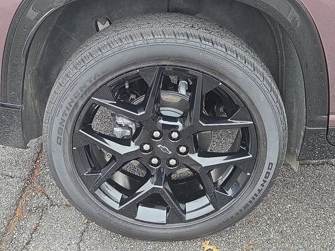 Used 2024 Chevrolet Traverse RS image 7