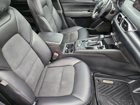 Used 2020 MAZDA CX-5 Touring FWD image 17