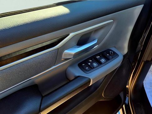 Used 2020 RAM 1500 Lone Star image 9