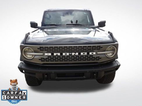 Certified 2024 Ford Bronco Badlands image 3
