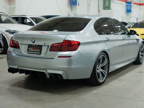 Used 2016 BMW M5 image 8