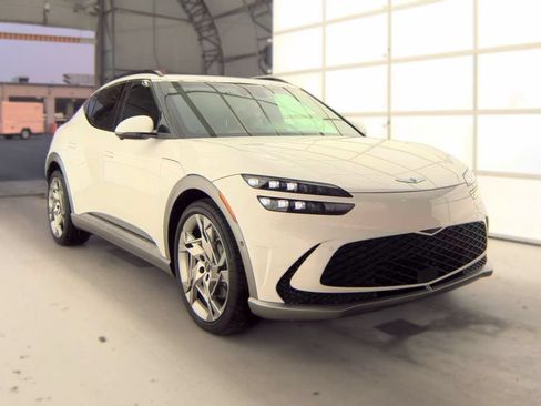Used 2023 Genesis GV60 Performance AWD/4WD image 15