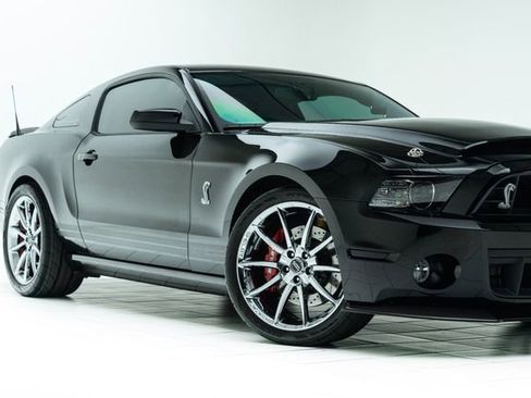 Used 2013 Ford Mustang Shelby GT500 image 3
