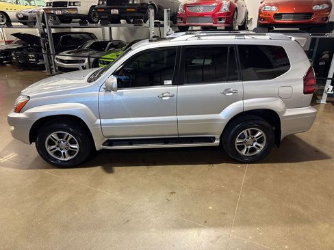 Used 2008 Lexus GX 470 image 4