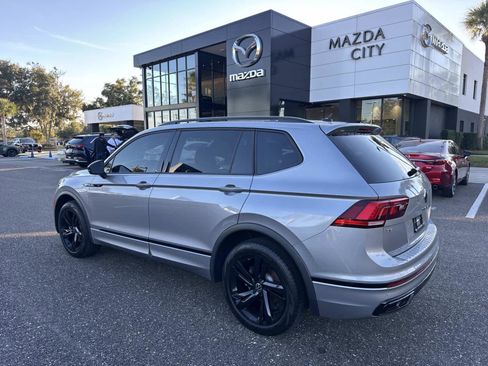 Used 2024 Volkswagen Tiguan SE R-Line image 7