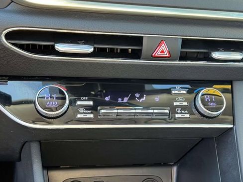 Certified 2023 Hyundai Sonata SEL w/ Convenience Package image 31
