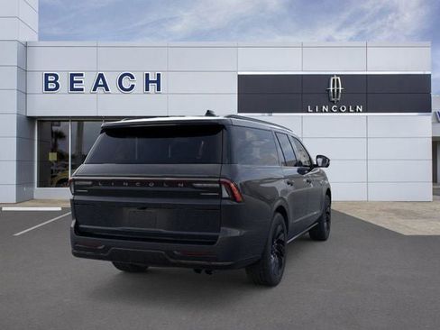New 2025 Lincoln Navigator L Reserve w/ Jet Appearance Package image 8