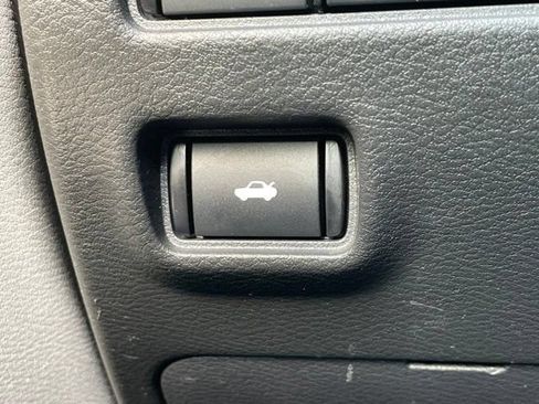 Used 2023 Nissan Sentra SV w/ All-Weather Package FWD image 16