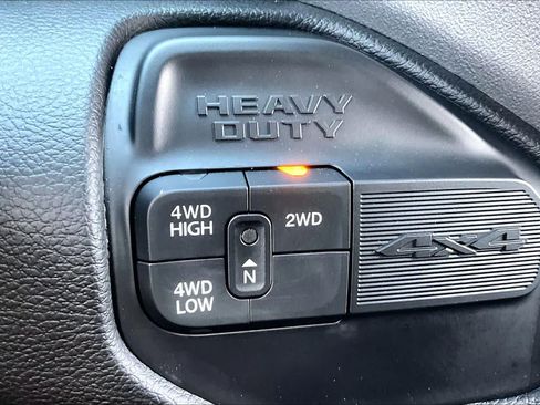 Used 2024 RAM 2500 Laramie w/ Night Edition AWD/4WD image 34