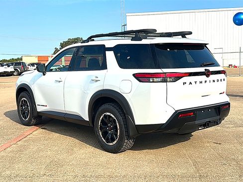 New 2026 Nissan Pathfinder Rock Creek AWD/4WD image 4