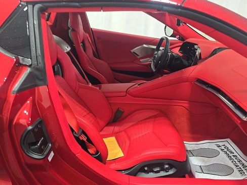 Used 2023 Chevrolet Corvette Stingray Premium Conv w/ Battery Protection Package RWD image 8