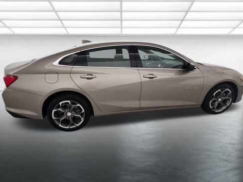 Used 2024 Chevrolet Malibu LT FWD image 8