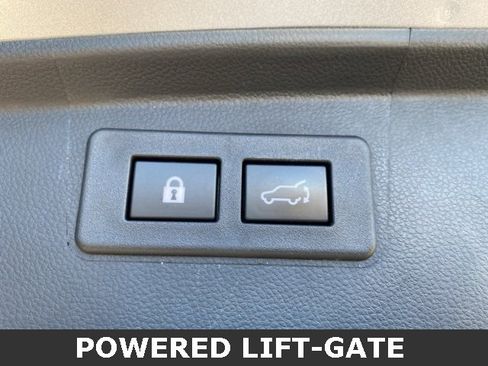 Used 2023 Subaru Outback Limited image 5