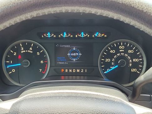 Used 2015 Ford F150 XLT w/ Equipment Group 302A Luxury RWD image 23