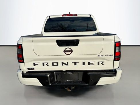 Used 2023 Nissan Frontier SV w/ Technology Package image 6