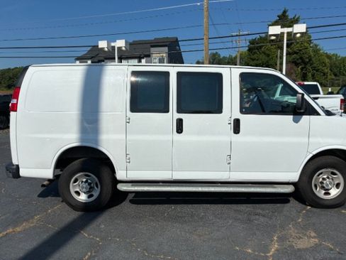 Used 2023 Chevrolet Express 2500 w/ Driver Convenience Package RWD image 9